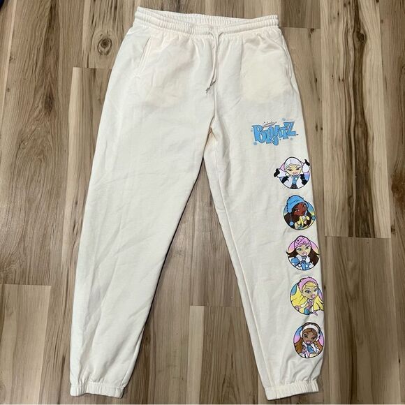 Bratz Cream Sweatpants Women’s XL - Picture 1 of 3
